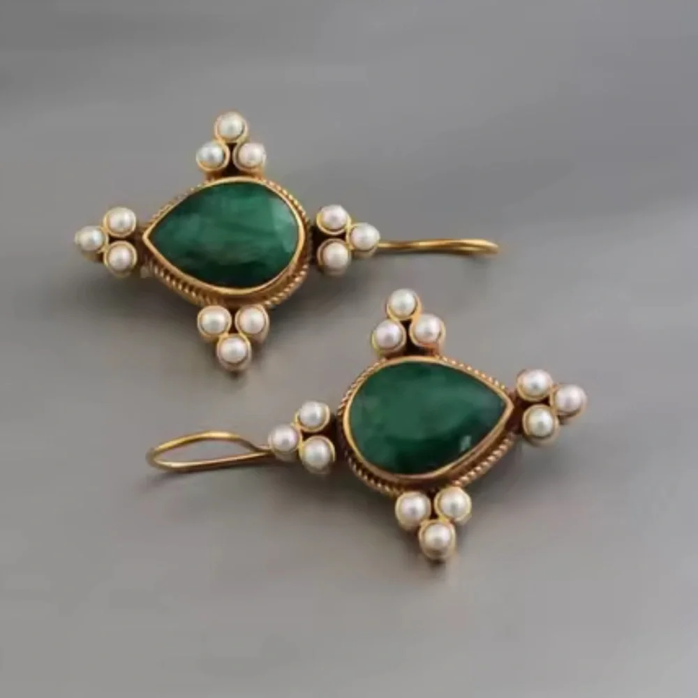 New Vintage Green and Gold Drop Earrings